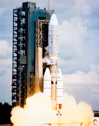 Ruimteschip, VS, Voyager Lancering van Voyager 1 ruimteschip, 5 september door Frederick (attr. to) Barnard