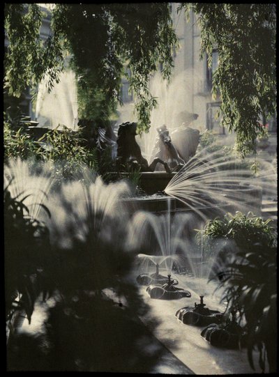 De Neptunusfontein, Cheltenham, c 1910 door Frederick (attr. to) Barnard