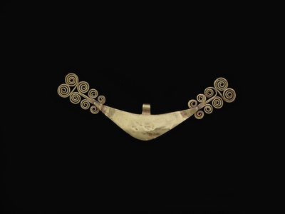Pincet ornament door civilization Quimbaya
