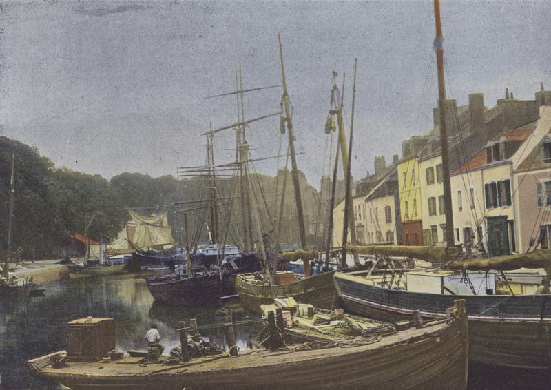 Belle-Ile-en-Mer, Haven van Palais door (after) French Photographer
