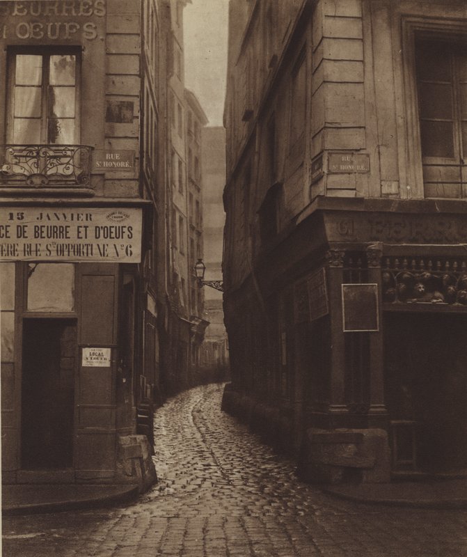 De rue Tirechape, genomen vanaf de rue Saint-Honore, gesloopt voor de rue du Pont-Neuf (zwart-wit foto) door (after) French Photographer
