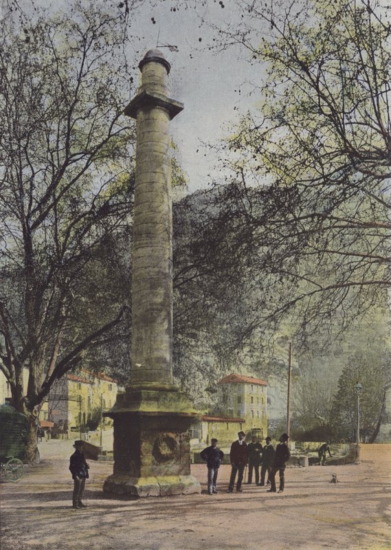 Monument de Laure et de Petrarque door (after) French Photographer