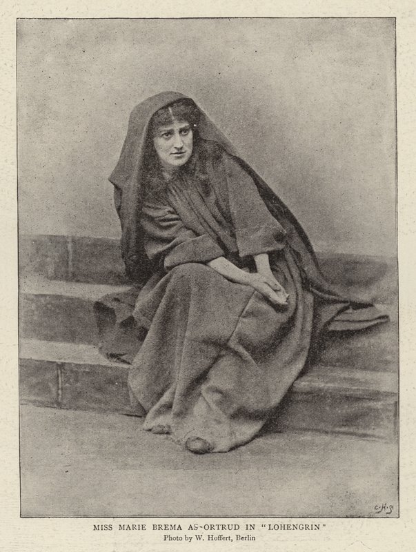 Miss Marie Brema als Ortrud in "Lohengrin" door (after) German photographer