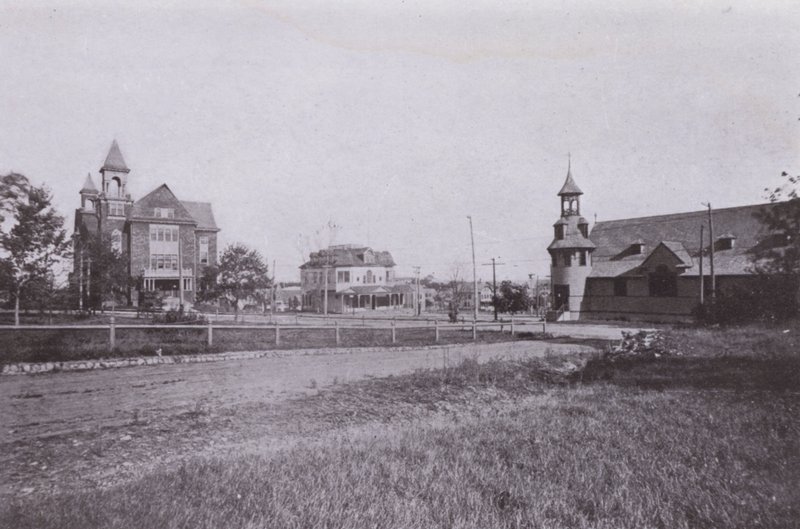 Old Orchard Beach, Maine: Stadhuis en Openbare Bibliotheek; Postkantoor; St Margaret