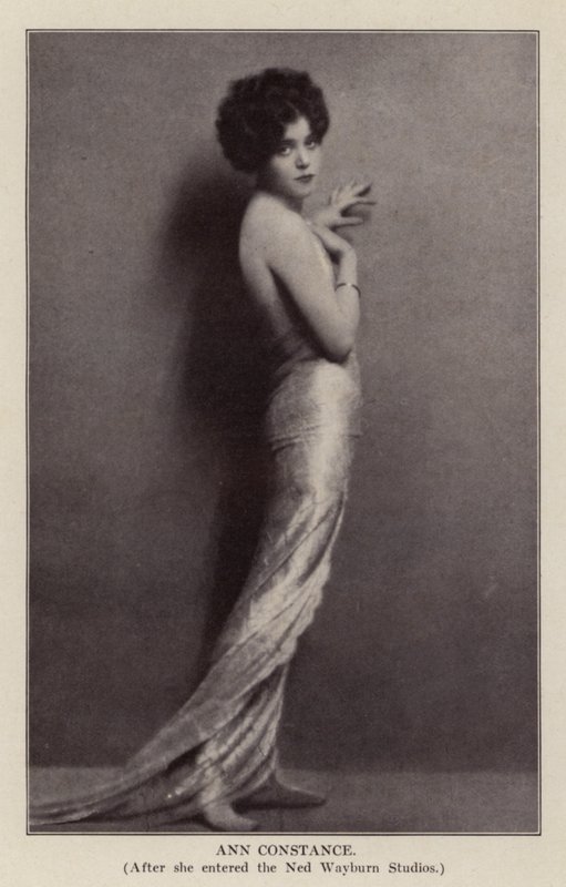Ann Constance (z/w foto) door American Photographer