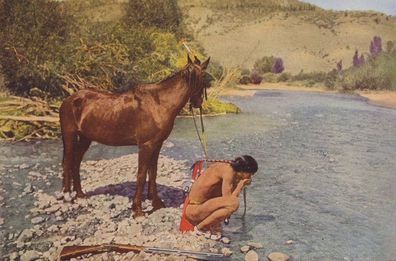 Apache krijger, Rio Navaho Arizona (ingekleurde foto) door American Photographer