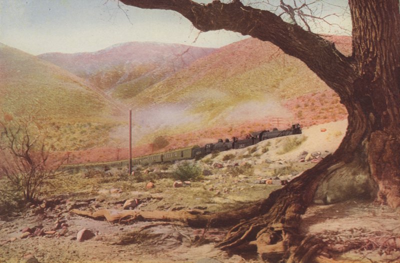 Beklimming van Cajon Pass, Californië (ingekleurde foto) door American Photographer