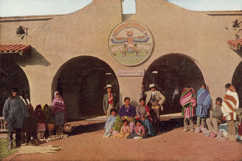 Indian Building, Albuquerque, New Mexico door American Photographer