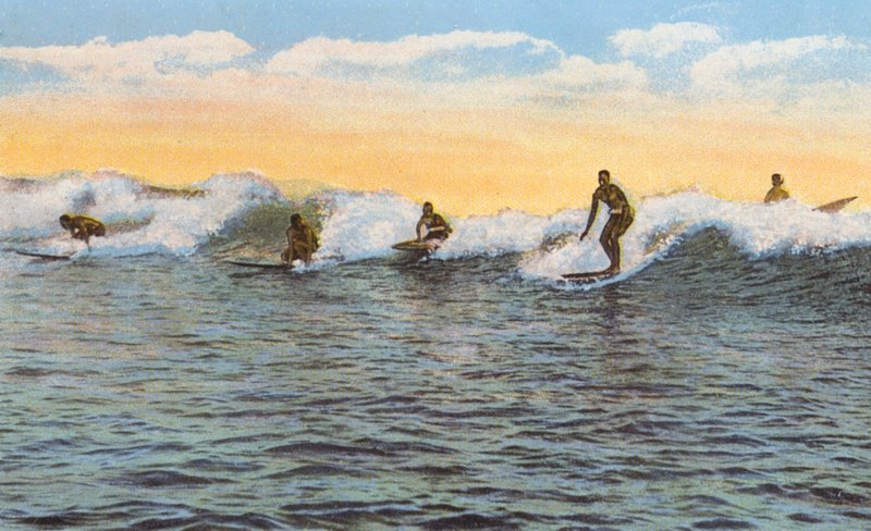 Surfruiters, Hawaii (kleurenfoto) door American Photographer