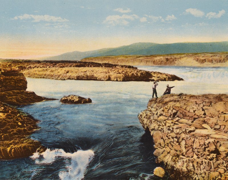 De Dalles van de Columbia-rivier (kleurenfoto) door American Photographer
