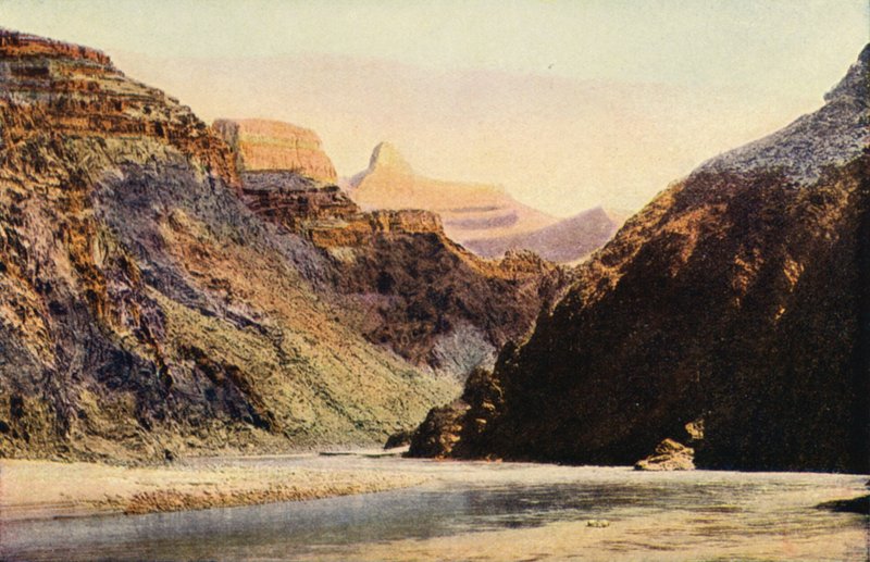 Zoroaster vanaf de rivier, Grand Canyon Naitonal Park (kleurenfoto) door American Photographer