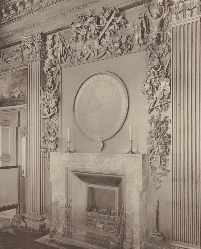 The Admiralty, Whitehall, schoorsteenmantel in de bestuurskamer door Charles Latham