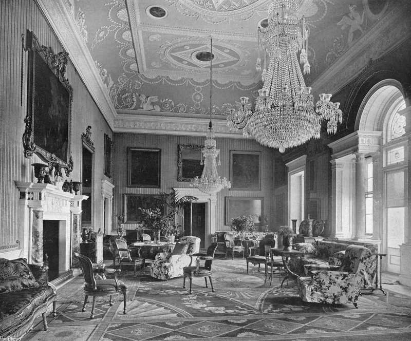 De Salon door Charles Latham