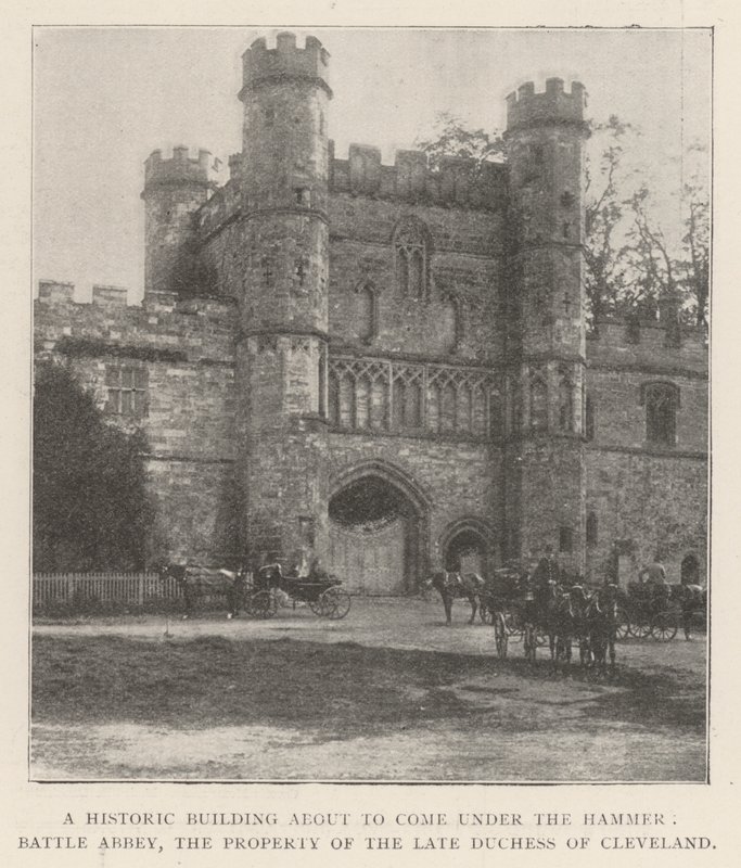 Een Historisch Gebouw dat Onder de Hamer Gaat, Battle Abbey, het Eigendom van de overleden Hertogin van Cleveland door English Photographer