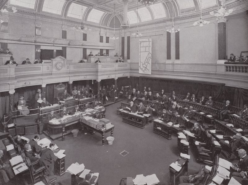 Een Vergadering van de London County Council door English Photographer