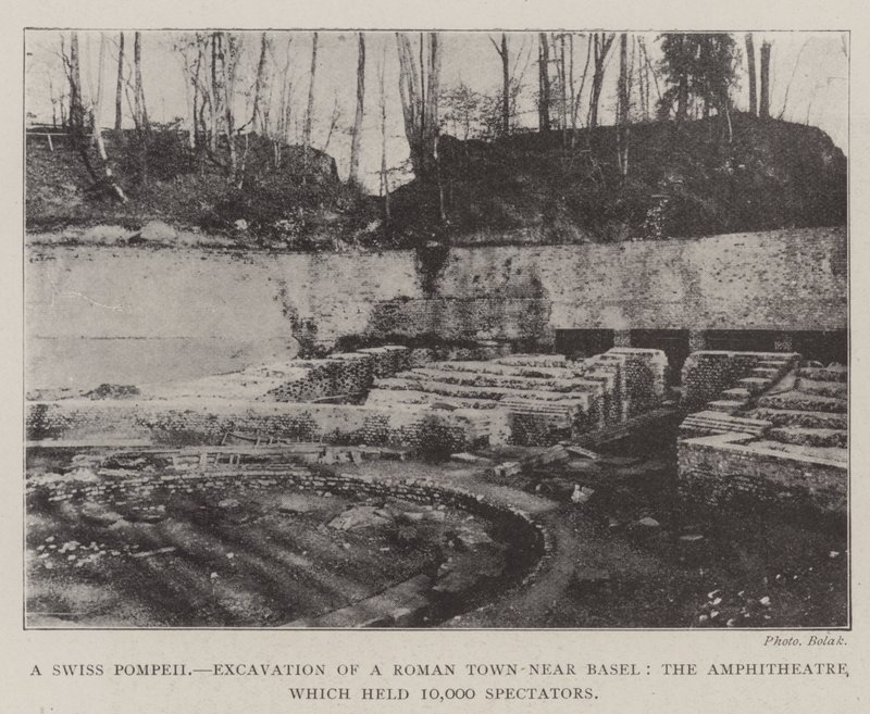 Een Zwitserse Pompeii, opgraving van een Romeinse stad nabij Basel, het amfitheater dat 10.000 toeschouwers kon bevatten door English Photographer