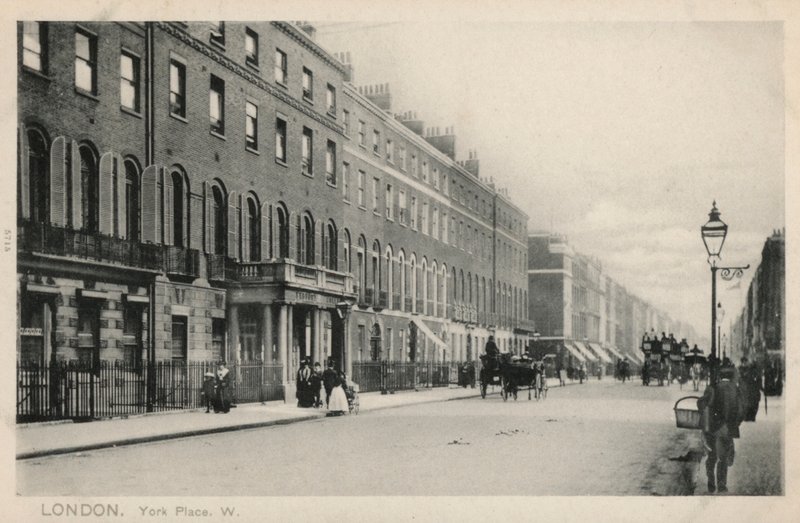 Bedford College, York Place, Londen door English Photographer