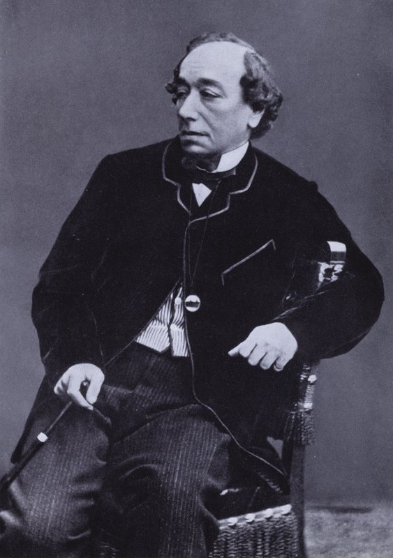 Benjamin Disraeli, Graaf van Beaconsfield, Britse conservatieve politicus en premier door English Photographer