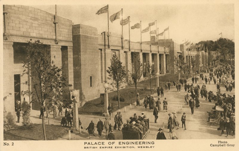 British Empire Exhibition, Wembley, Middlesex door English Photographer