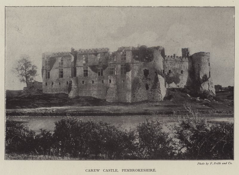 Carew Kasteel, Pembrokeshire door English Photographer