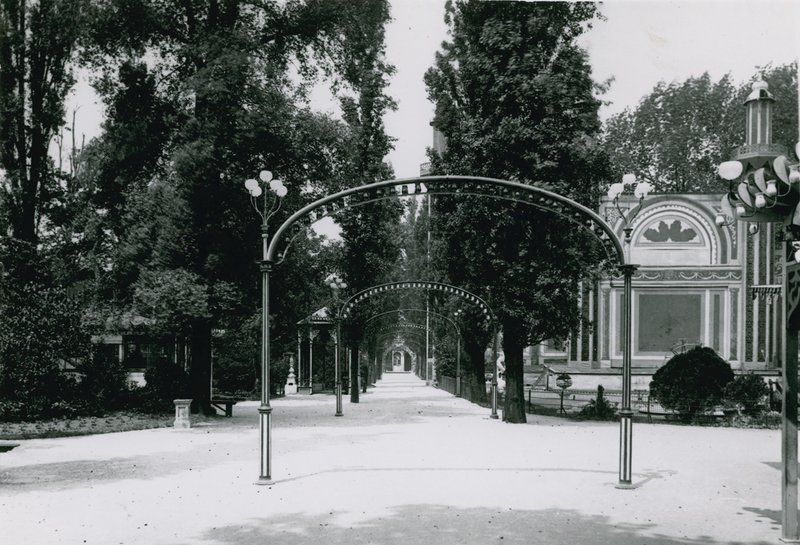 Cremorne Tuinen, Londen: Centrale Wandelpad door English Photographer