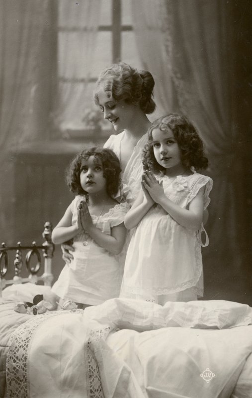 Edwardiaanse ansichtkaart door English Photographer