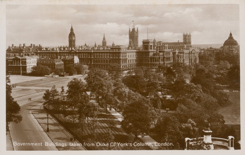 Overheidsgebouwen vanaf Duke of York