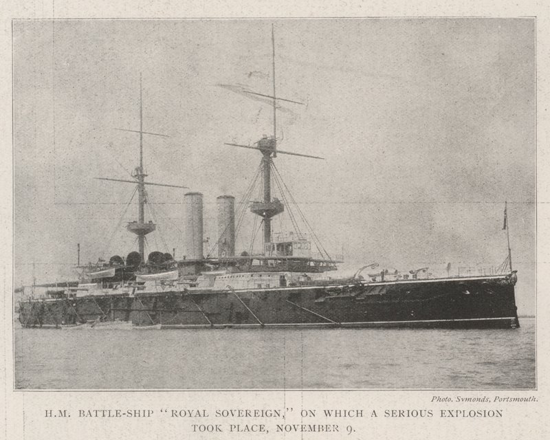 HM Slagschip Royal Sovereign, waarop een Ernstige Explosie plaatsvond, 9 november door English Photographer