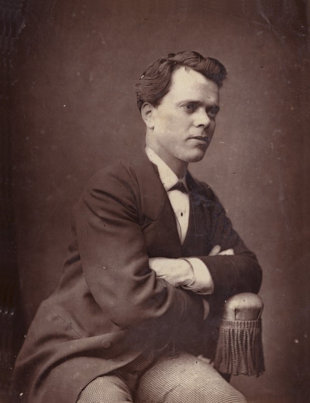 Harry Paulton door English Photographer
