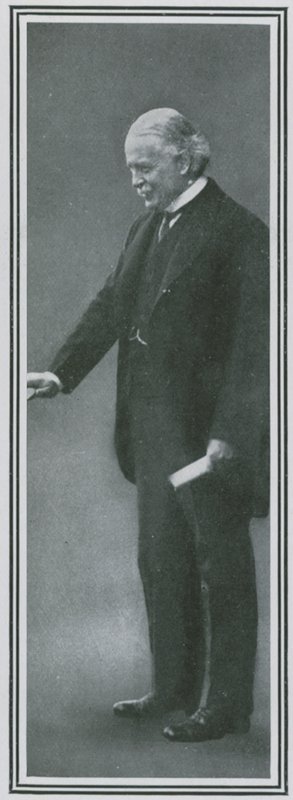 Lady Nancy Astors sponsor, Lloyd George door English Photographer