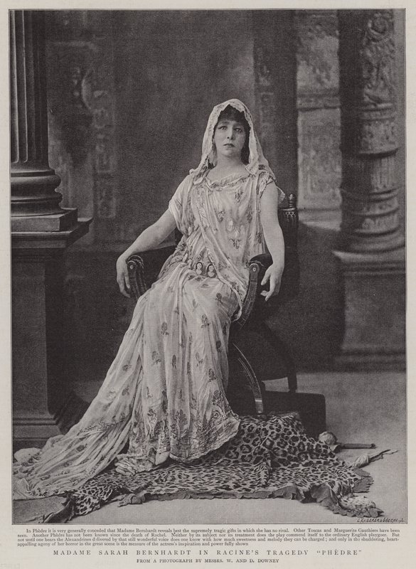 Madame Sarah Bernhardt in Racines tragedie Phedre door English Photographer