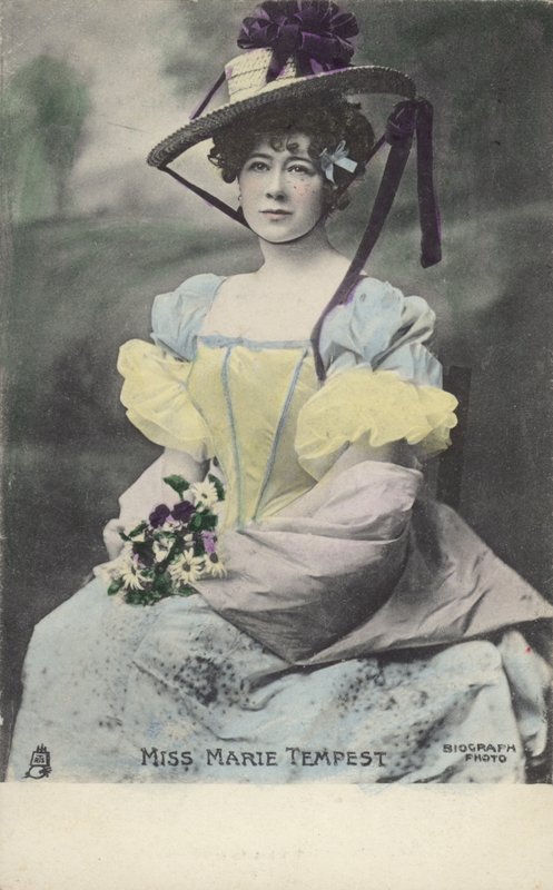 Marie Tempest, Engelse zangeres en actrice door English Photographer