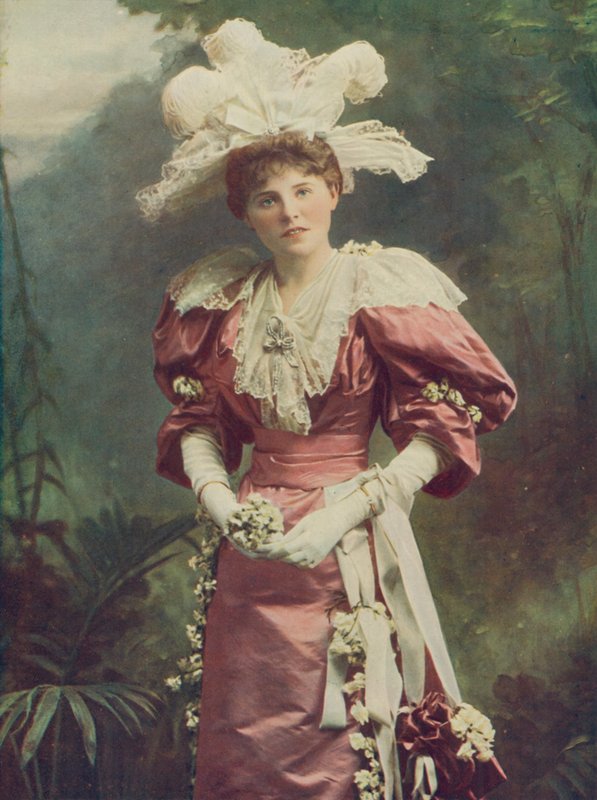 Miss Letty Lind door English Photographer