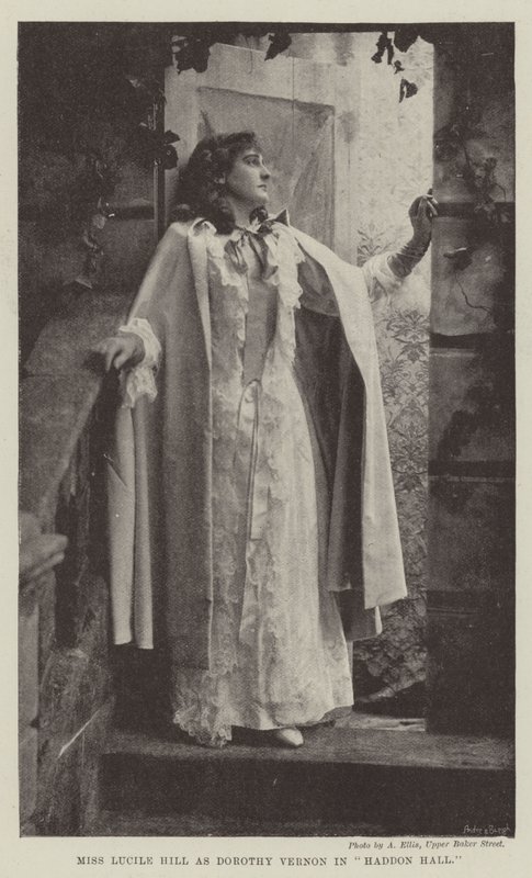 Miss Lucile Hill als Dorothy Vernon in Haddon Hall door English Photographer