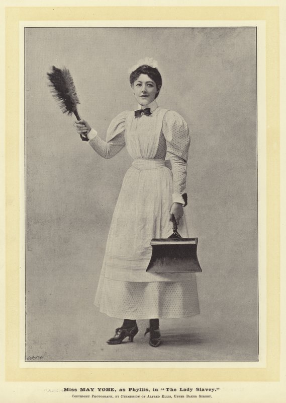 Miss May Yohe als Phyllis in The Lady Slavey door English Photographer