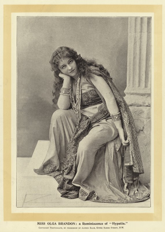 Mevrouw Olga Brandon: een Herinnering aan Hypatia door English Photographer