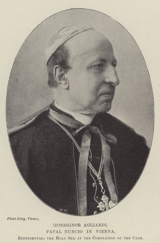 Monsignor Agliardi, pauselijke nuntius in Wenen, vertegenwoordiger van de Heilige Stoel bij de kroning van de tsaar door English Photographer