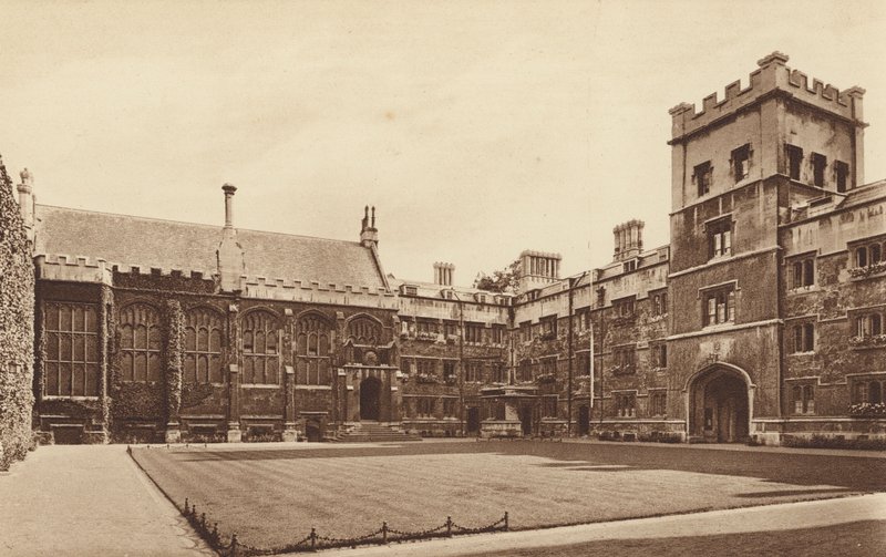 Oxford: Exeter College, De Binnenplaats en Hal door English Photographer