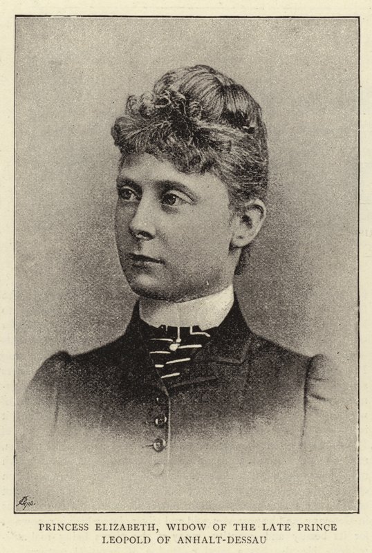 Prinses Elizabeth, weduwe van de overleden Prins Leopold van Anhalt-Dessau door English Photographer