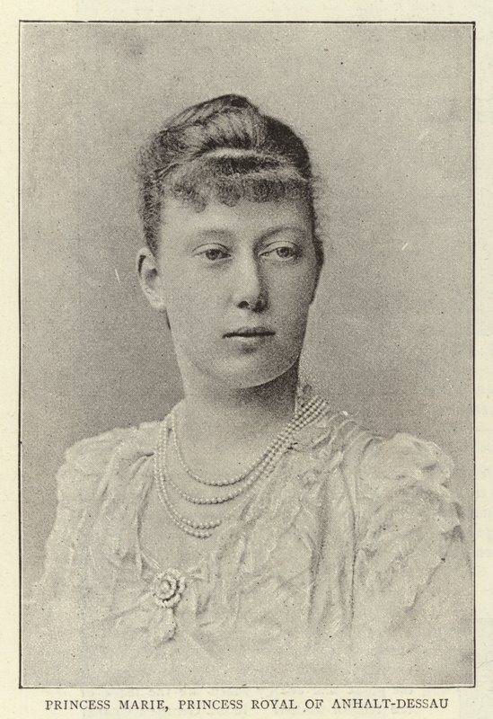 Prinses Marie, Kroonprinses van Anhalt-Dessau door English Photographer