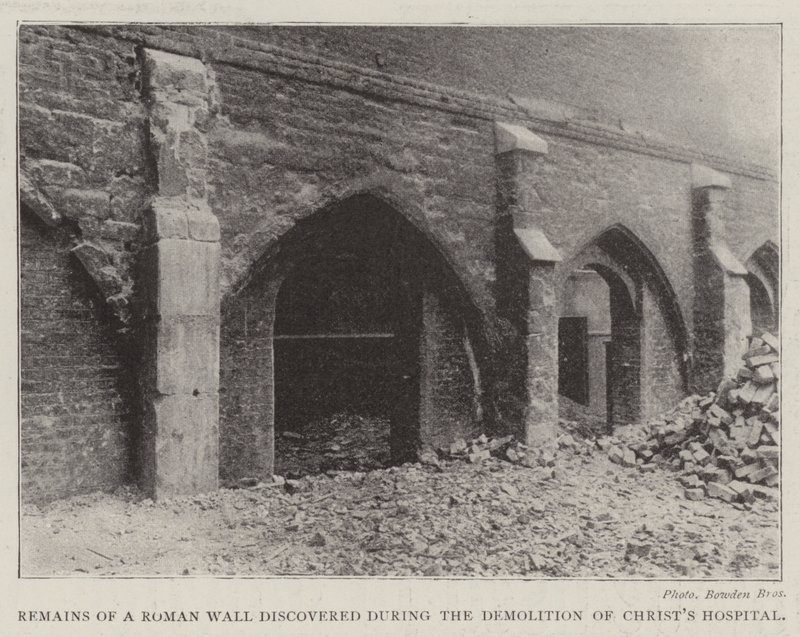Resten van een Romeinse muur ontdekt tijdens de sloop van Christs Hospital door English Photographer