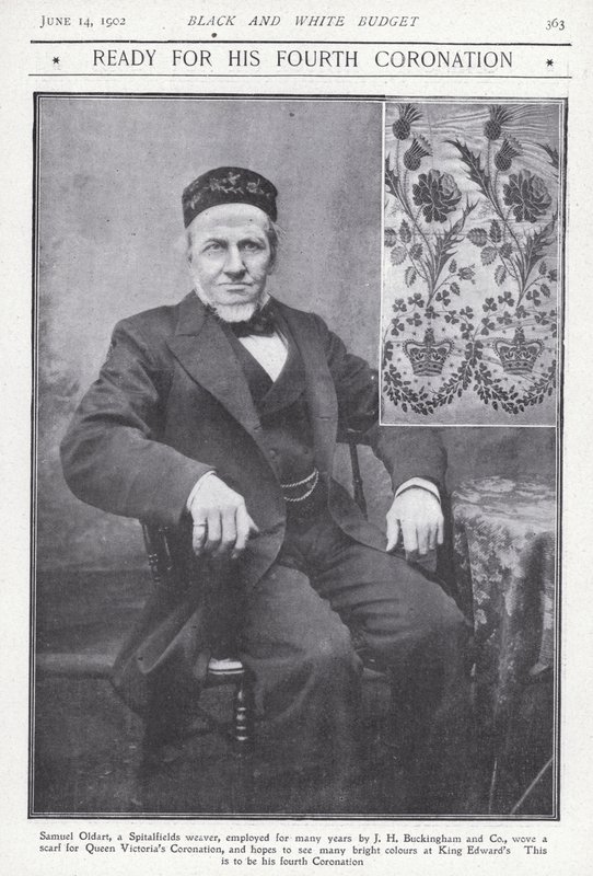 Samuel Oldart, wever uit Spitalfields, Londen, die een sjaal weefde voor de kroning van koningin Victoria door English Photographer