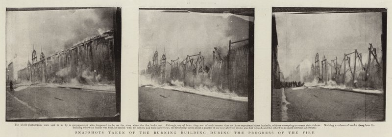 Momentopnamen van het Brandende Gebouw tijdens de Voortgang van de Brand door English Photographer