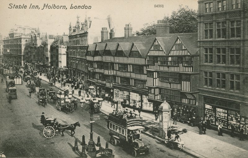 Staple Inn, Holborn, Londen door English Photographer