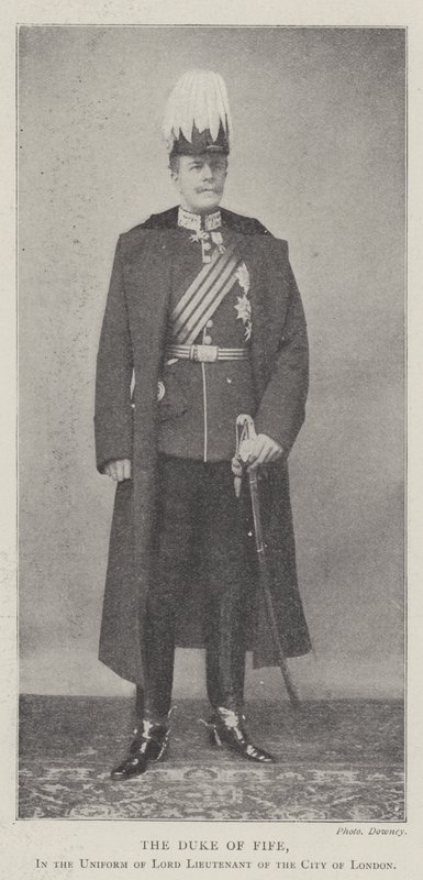 De hertog van Fife, in het uniform van Lord Lieutenant van de stad Londen door English Photographer