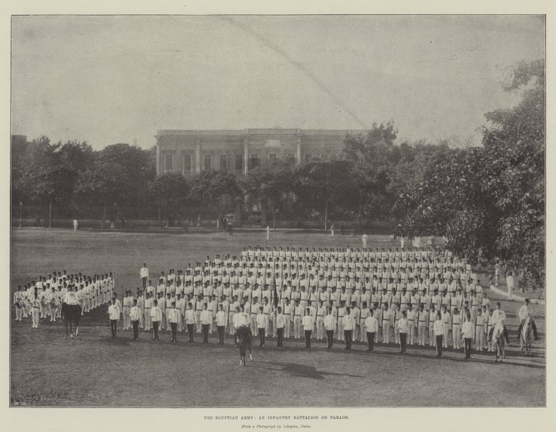 Het Egyptische leger, een infanteriebataljon op parade door English Photographer