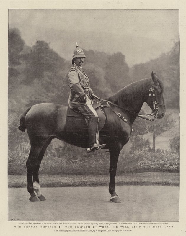 De Duitse keizer in het uniform waarin hij het Heilige Land zal bezoeken door English Photographer