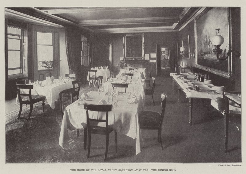 Het huis van het koninklijke jachteskader in Cowes, de eetkamer door English Photographer