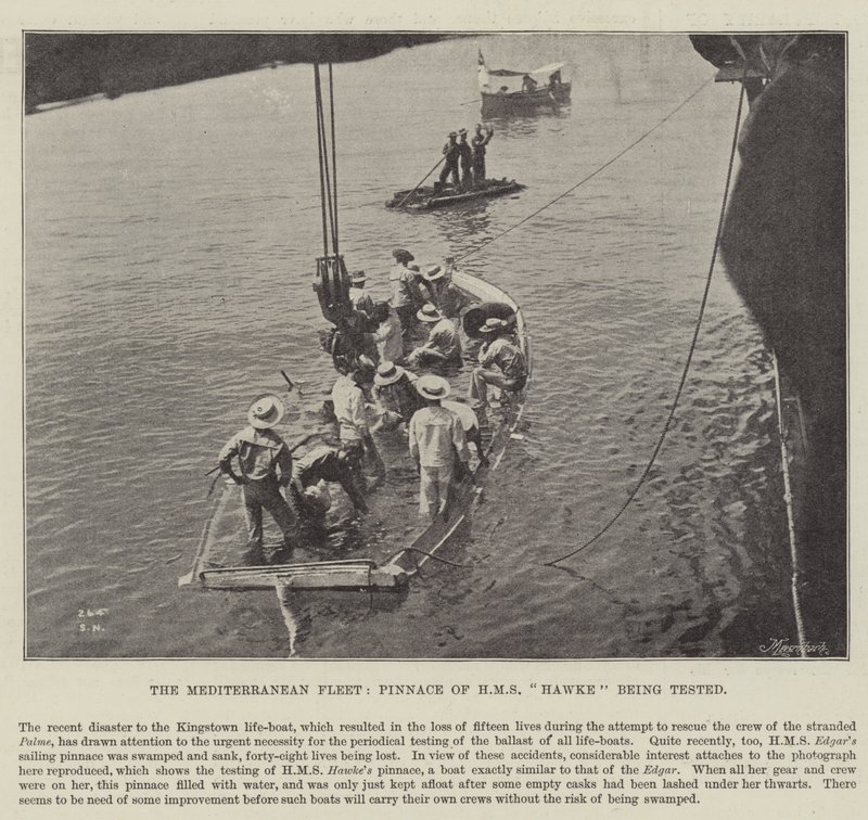 De Middellandse Zeevloot, Pinnace van HMS Hawke wordt getest door English Photographer