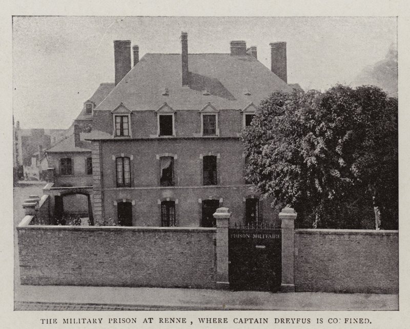 De militaire gevangenis in Renne, waar kapitein Dreyfus is opgesloten door English Photographer